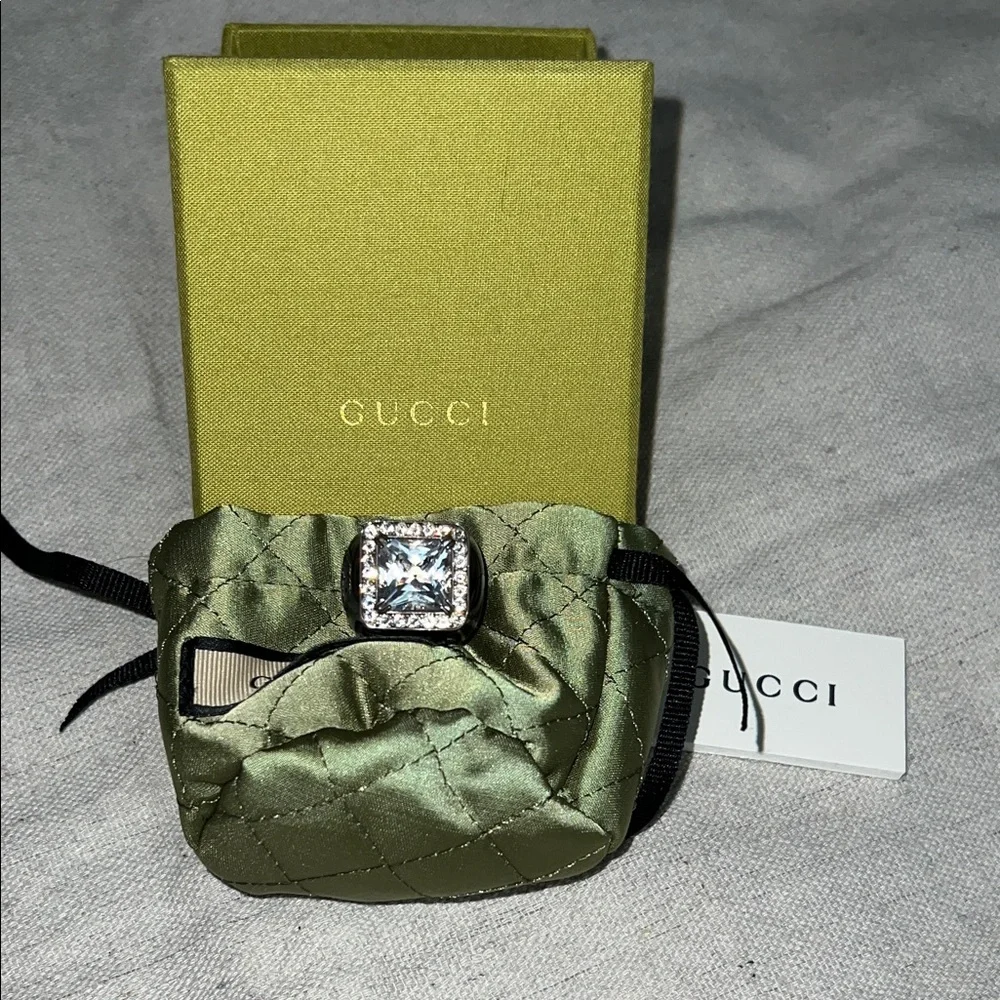 Gucci Silver Ring with Quilted Green Pouch size 16 Men’s Ring